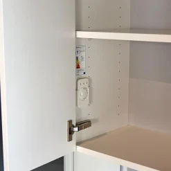 WK Wohnen Vitrinen & Highboards|Vitrine WK 419 Intono Glattlack 420 Verkehrsweiß Inklusive LED-Band Trafo Und Funkfernbedienung