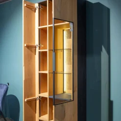 Schöner Wohnen-Kollektion Vitrinen & Highboards|Vitrine Yoris Rechts Front Kerneiche Umato Gebürstet Korpus Eiche Anthrazit Mit Beleuchtung