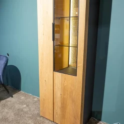 Schöner Wohnen-Kollektion Vitrinen & Highboards|Vitrine Yoris Rechts Front Kerneiche Umato Gebürstet Korpus Eiche Anthrazit Mit Beleuchtung