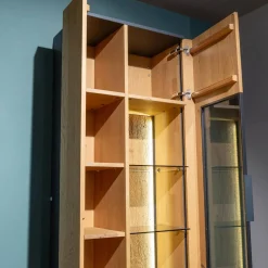 Schöner Wohnen-Kollektion Vitrinen & Highboards|Vitrine Yoris Rechts Front Kerneiche Umato Gebürstet Korpus Eiche Anthrazit Mit Beleuchtung