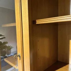 Zanchettin Vitrinen & Highboards|Vitrinie Kings College Vollholz Nussbaum Z 48 Kornfarbig Gewischt Beschläge Florence Bronziert