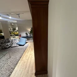 Zanchettin Vitrinen & Highboards|Vitrinie Kings College Vollholz Nussbaum Z 48 Kornfarbig Gewischt Beschläge Florence Bronziert