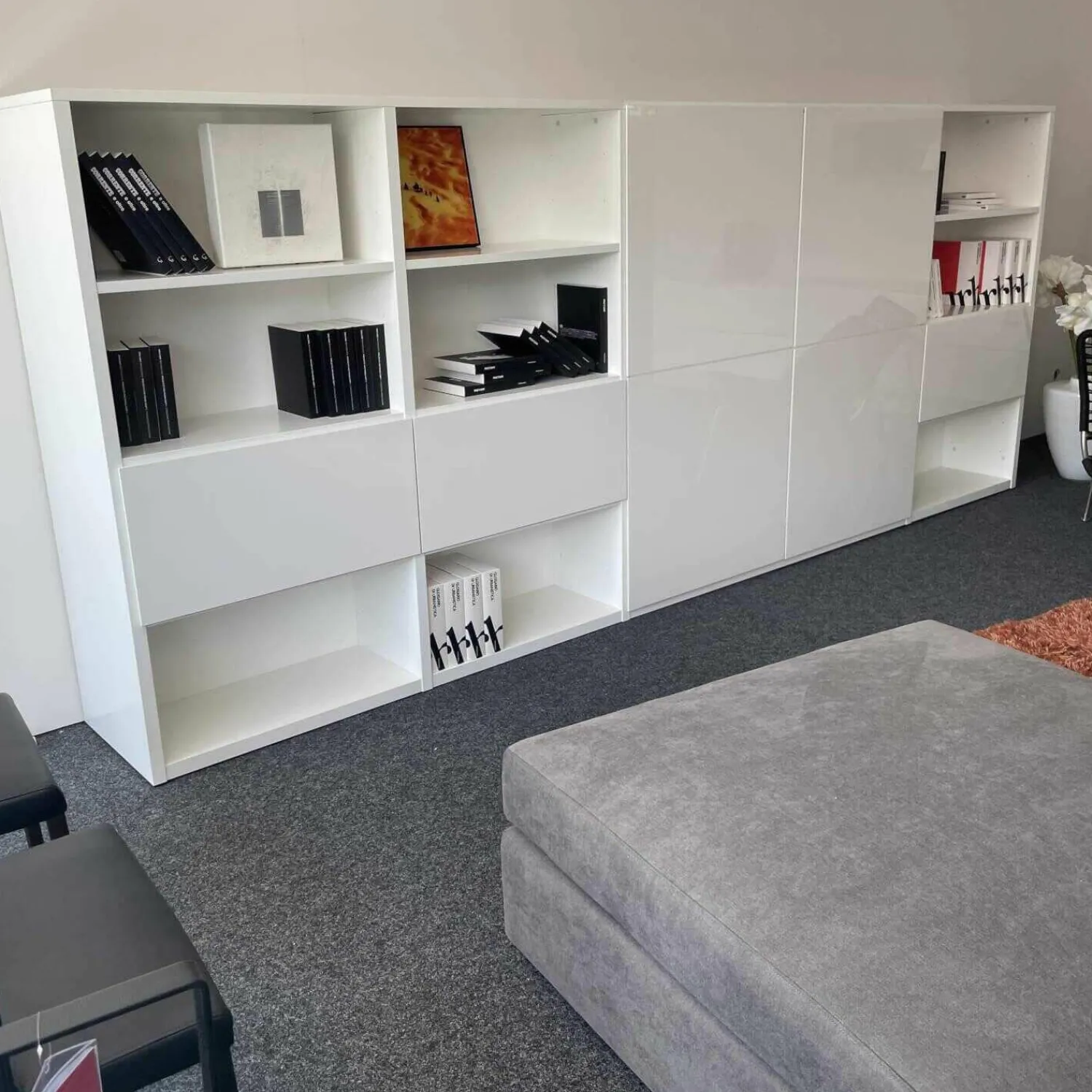 Interlübke Wohnwände & Tv-Lowboards|Wandabwicklung Studimo Lack Schneeweiß M03 mit Schwenktüren 2 Schub 1 Klappe