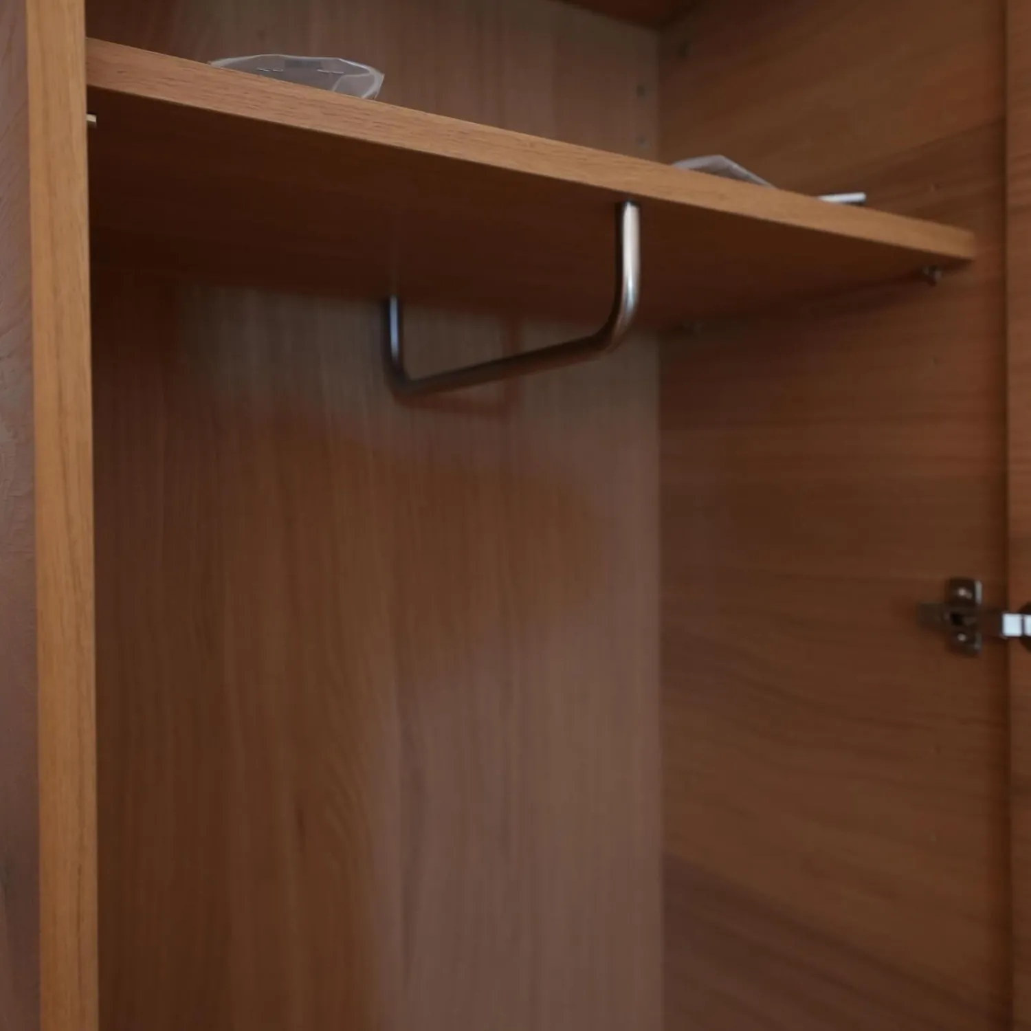 Voglauer Garderoben|Wandgarderobe V Orango In Wildeiche Rustiko Mit Gepolsterter Klappbarer Bank 5 Mit Vorsatzspiegel Und Einem Dielenschrank