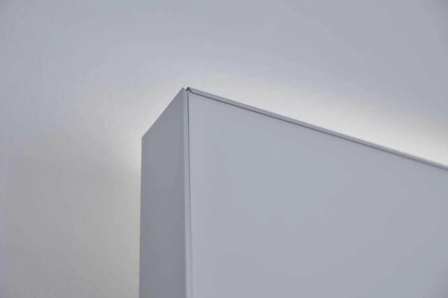 WK Wohnen Wohnwände & Tv-Lowboards|WK 409 Artena Hochglanz Schwarz Hartweiß mit Beleuchtung