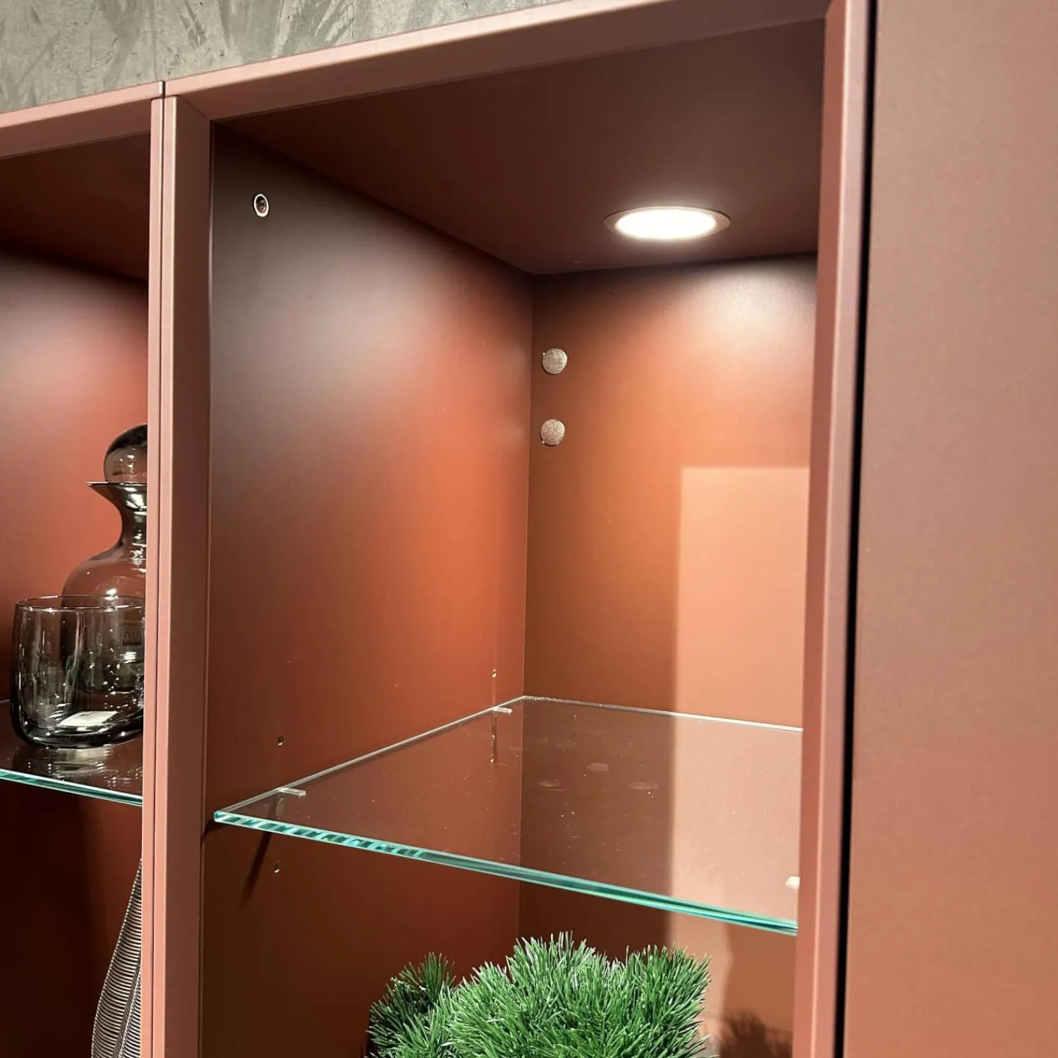 Nobilia Wohnwände & Tv-Lowboards|Wohnkombination 371 Riva Lack 842 Beton Sand Beige Und 122 Sand Rot Mit Beleuchtung