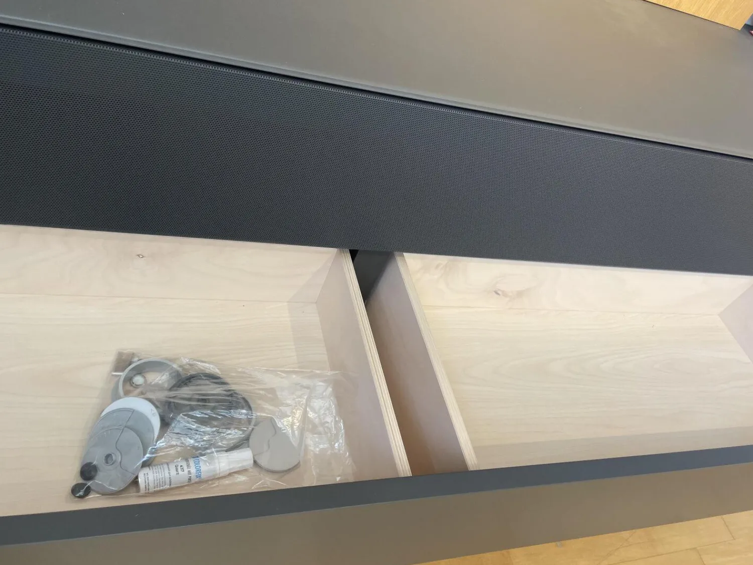 Sudbrock Wohnwände & Tv-Lowboards|Wohnkombination Cubo Lack Quarz Schwarz Paneel Eiche Astig Wandschrank Aluminium Glastür Schwarz Mit Beleuchtung
