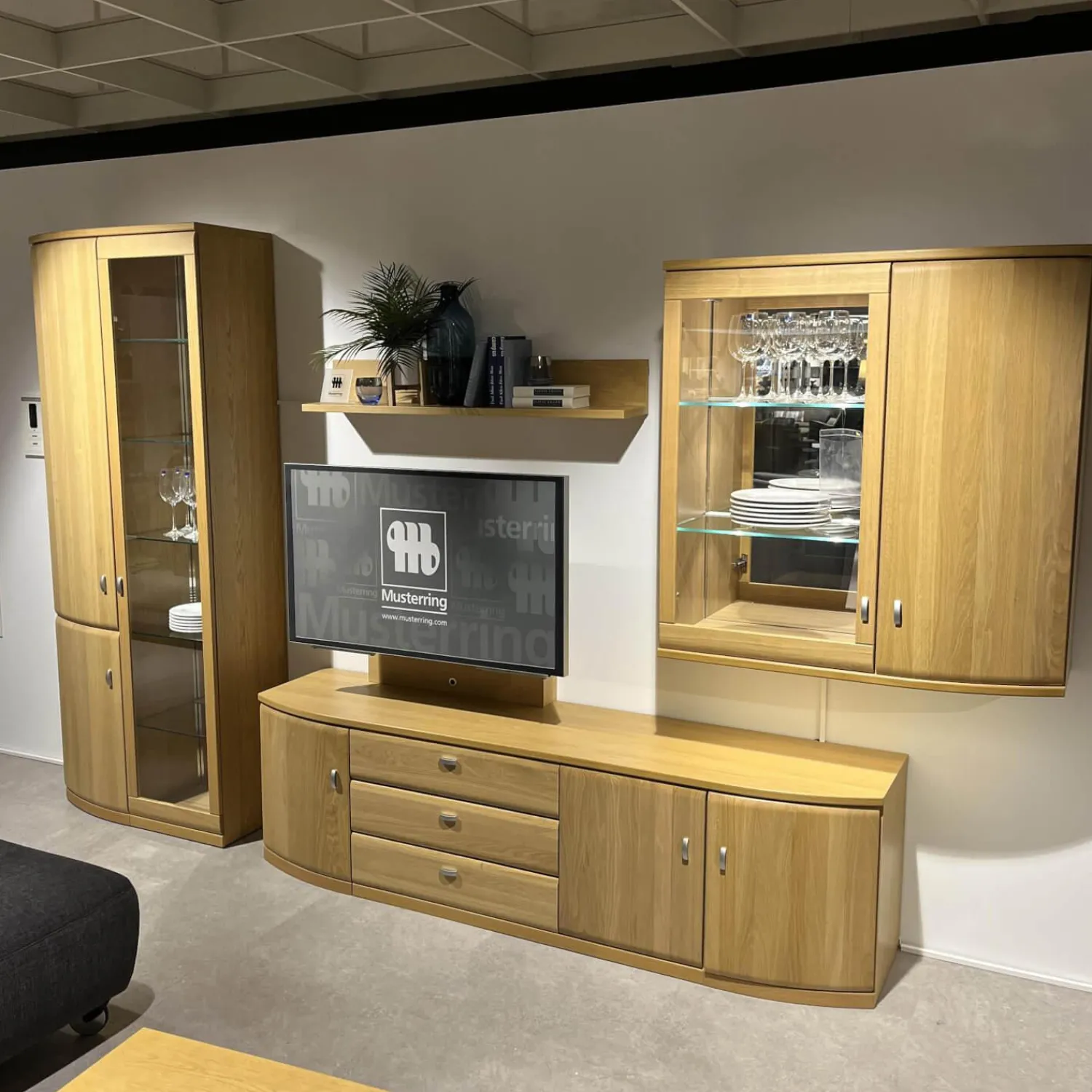 Rietberger Möbelwerke Wohnwände & Tv-Lowboards|Wohnkombination Kiana VS 66540 Eiche Massiv Sand 2206 Mit Beleuchtung