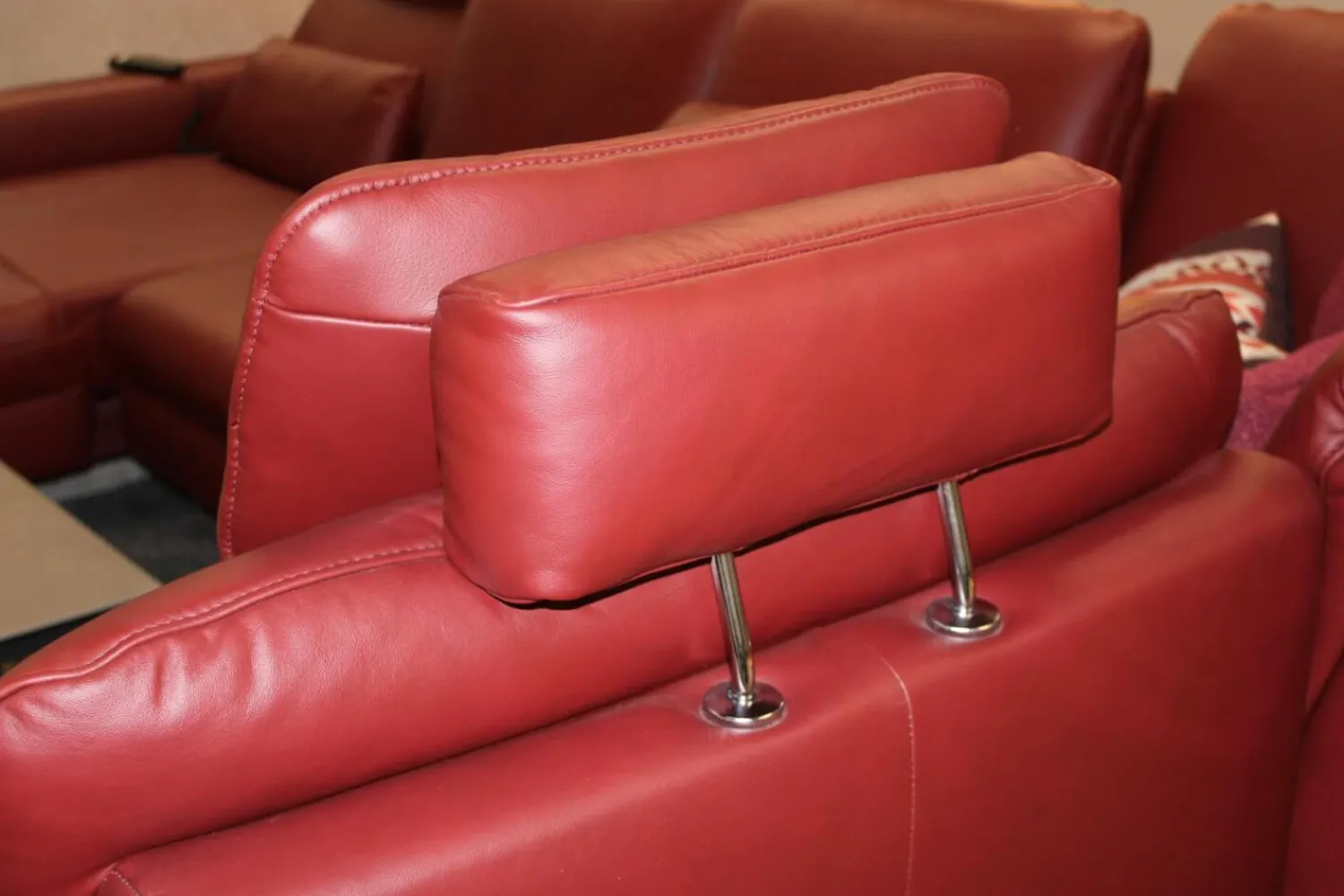 Polinova Wohnlandschaften|Wohnlandschaft Leonore Leder Longlife 160 Vivre Barolo Rot