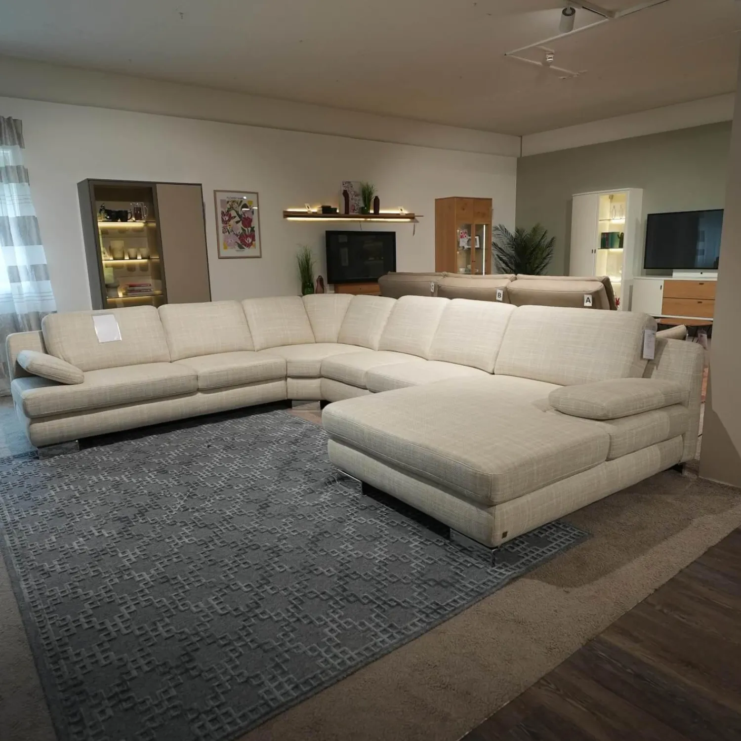 Musterring Wohnlandschaften|Wohnlandschaft MR 360-Soft Stoff JAB 15070 Grau Metallfuß Chrom Mit Relaxfunktion Inklusive 3 Kissen