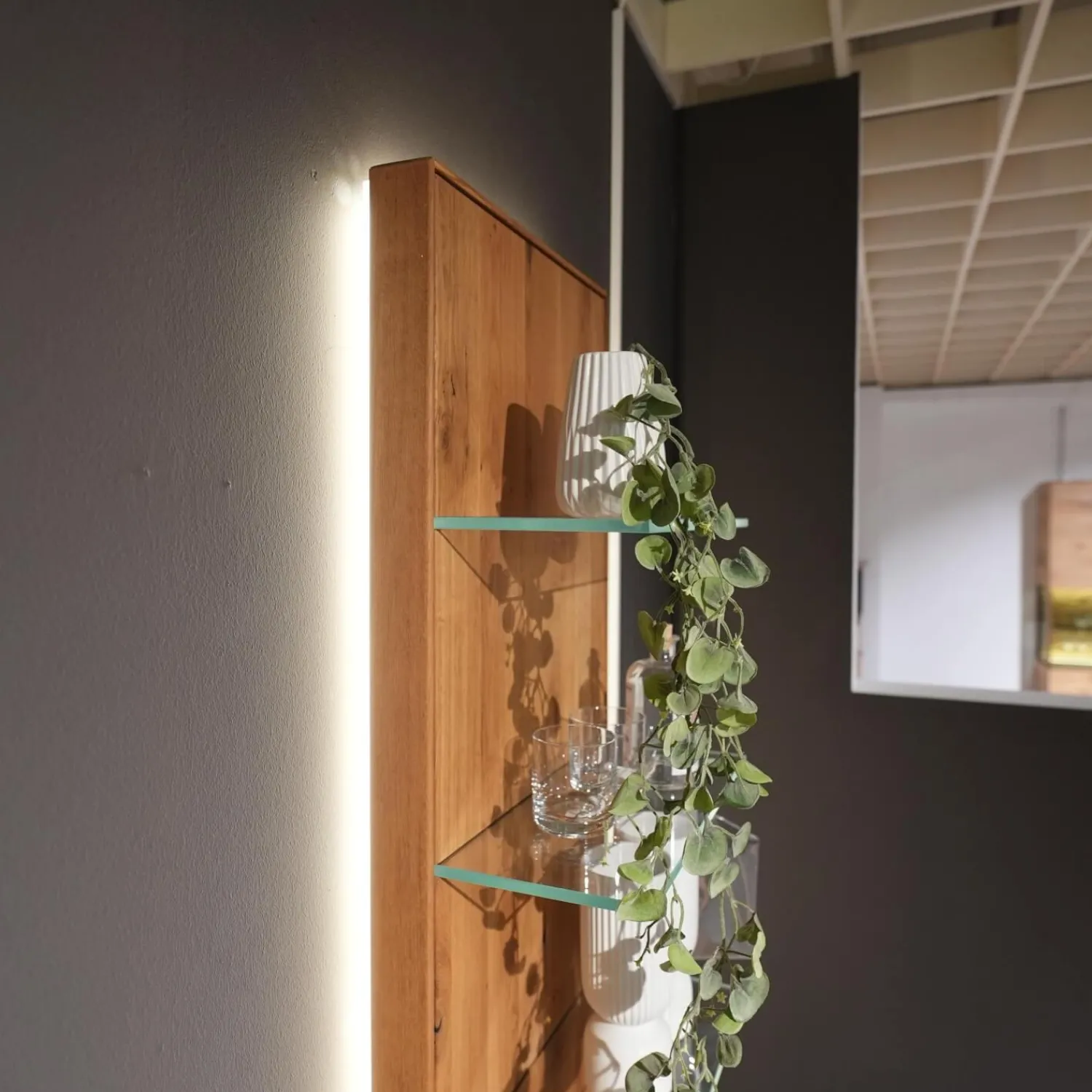 Decker Wohnwände & Tv-Lowboards|Wohnwand 2020 Asteiche Geölt Braun Glas Optiwhite Weiß