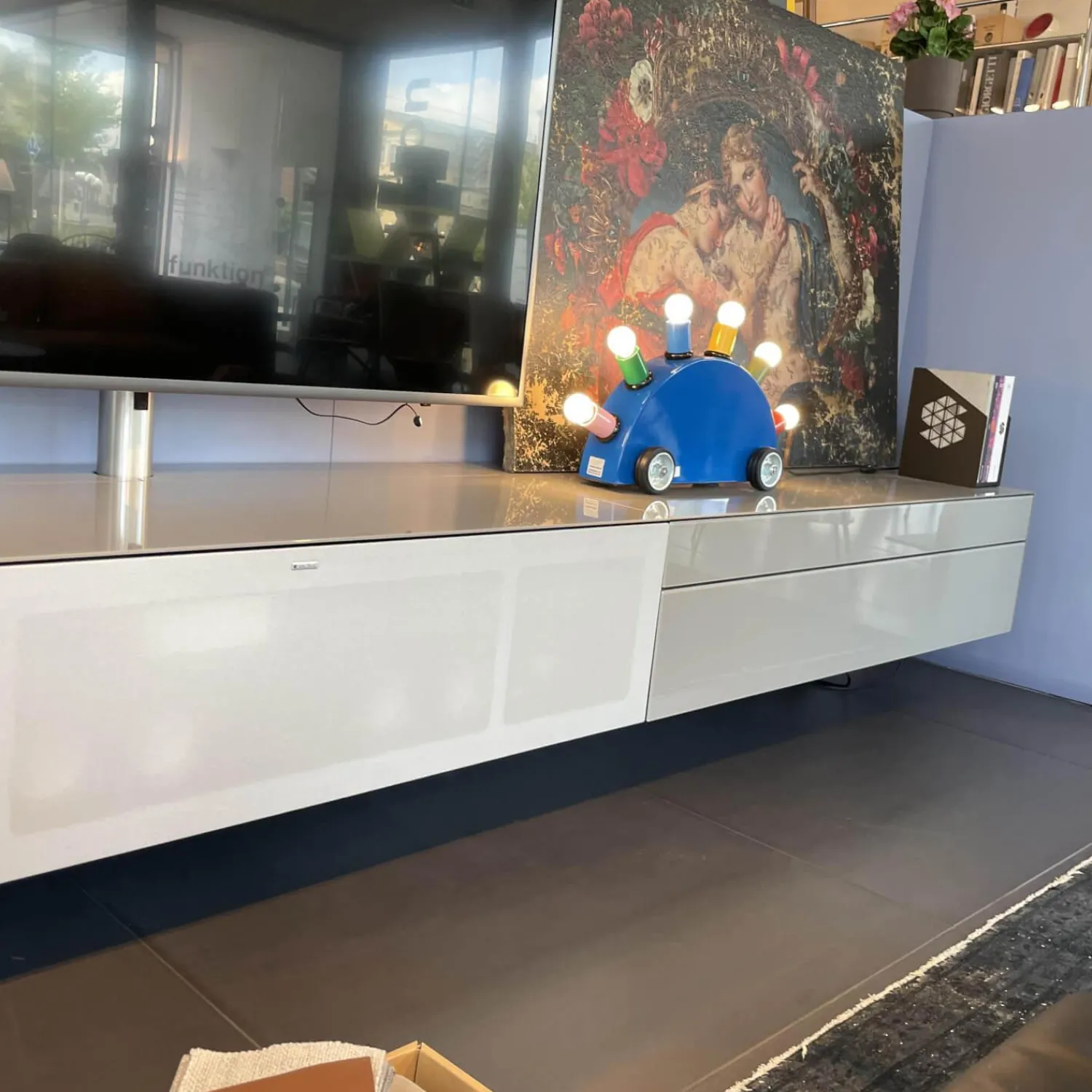 Spectral Smart Furniture Kommoden & Sideboards|Wohnwand Ameno Cement Glas Korpus CM Cement Satiniert Grau Weiß Inklusive TV Halterung Und Soundsystem Ohne Dekorationen