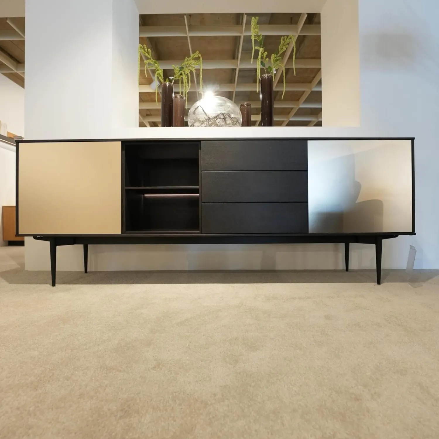 Gwinner Wohnwände & Tv-Lowboards|Wohnwand Bera Eiche Satin Terra Schwarz Gold Inklusive Sideboard Und Couchtisch