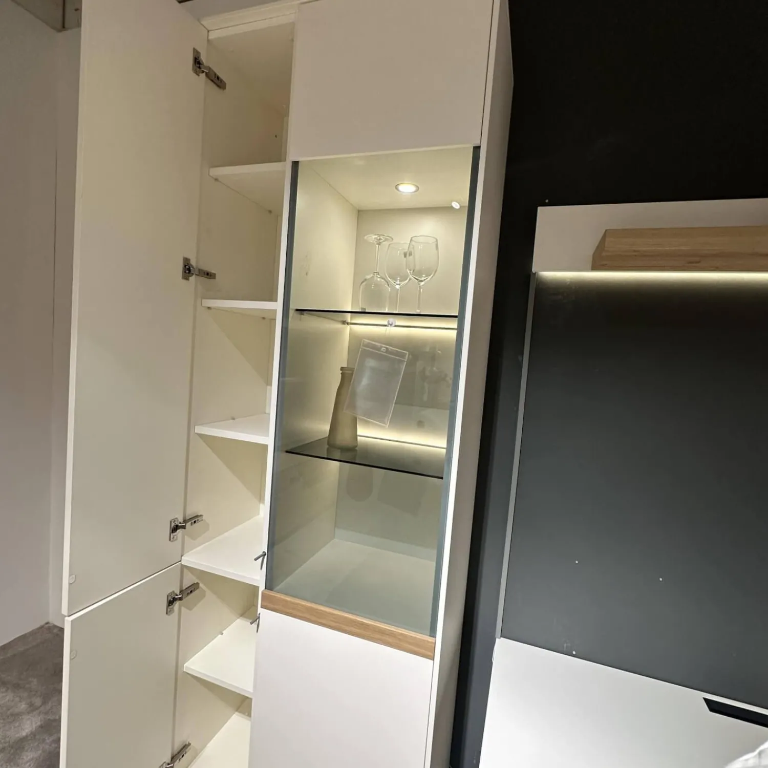 Gwinner Wohnwände & Tv-Lowboards|Wohnwand Calea Lack Seidenmatt Weiß Akzent Wildeiche Natur Mit LED Beleuchtung