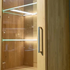 Wimmer Wohnwände & Tv-Lowboards|Wohnwand Casera 16 Rustikale Asteiche Hartwachsöl Bianco Geschliffen Klarglas Metallgriff Nickelfarbig Gebürstet Inklusive LED Beleuchtung