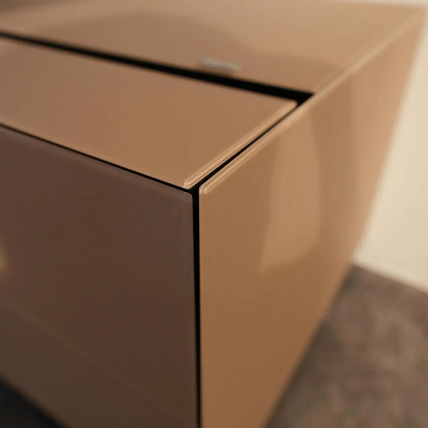 Spectral Smart Furniture Wohnwände & Tv-Lowboards|Wohnwand Cocoon Glas CAO Cacao Braun Satiniert Beige Stoff CF Schwarz Mit Soundsystem