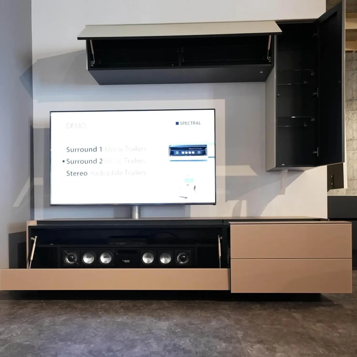 Spectral Smart Furniture Wohnwände & Tv-Lowboards|Wohnwand Cocoon Glas CAO Cacao Braun Satiniert Beige Stoff CF Schwarz Mit Soundsystem