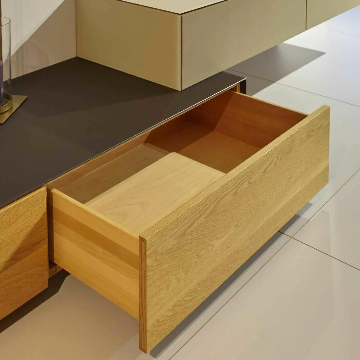 Mobilari Wohnwände & Tv-Lowboards|Wohnwand Cubus Pure Eiche Massiv Glas Dunkelbraun