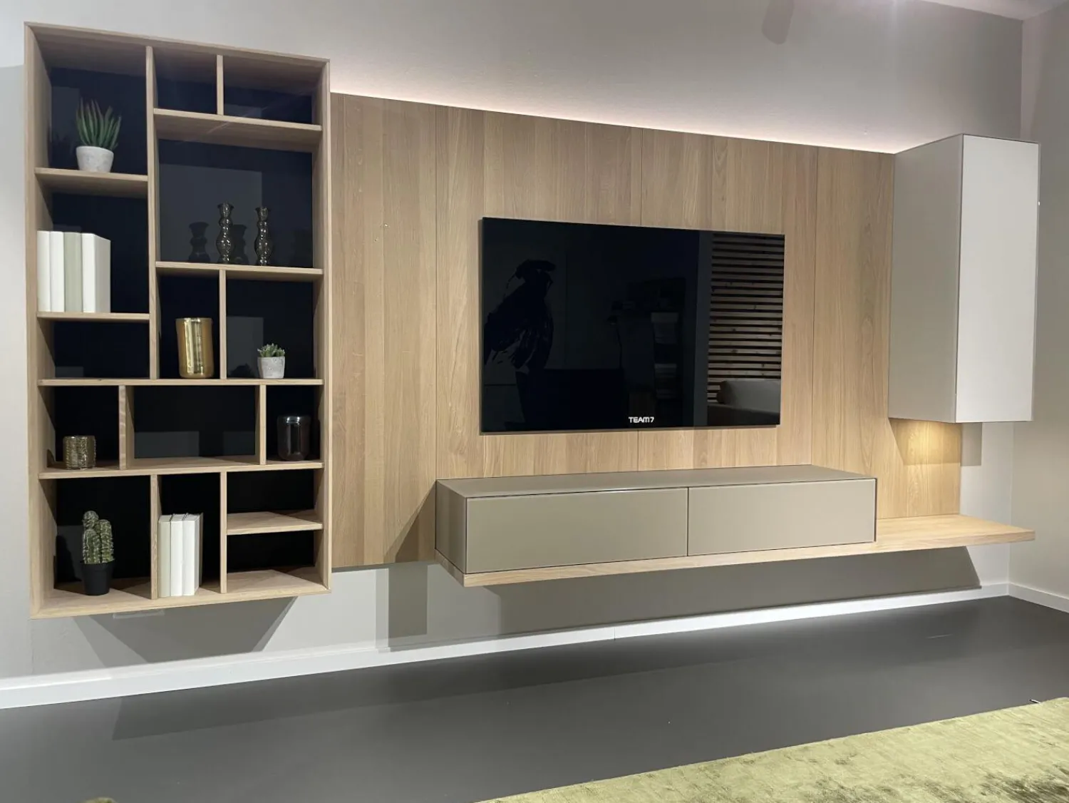 Team 7 Wohnwände & Tv-Lowboards|Wohnwand Eiche Weißöl Farbglas Graphitgrau Mit Wandpaneelen