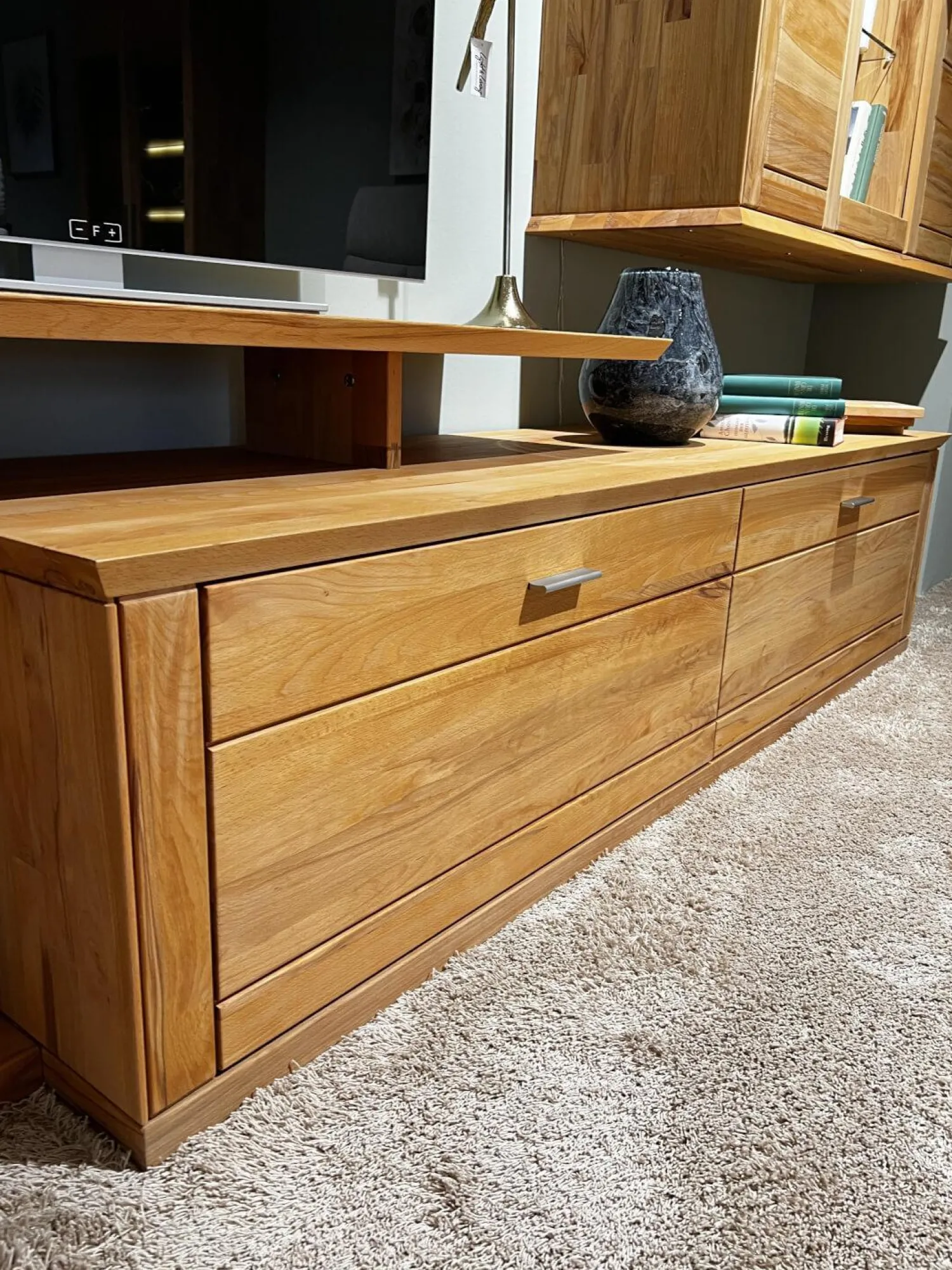 Global Wohnwände & Tv-Lowboards|Wohnwand Faro Plus Kernbuche Geölt Inklusive LED Beleuchtung Und Kabeldurchlass