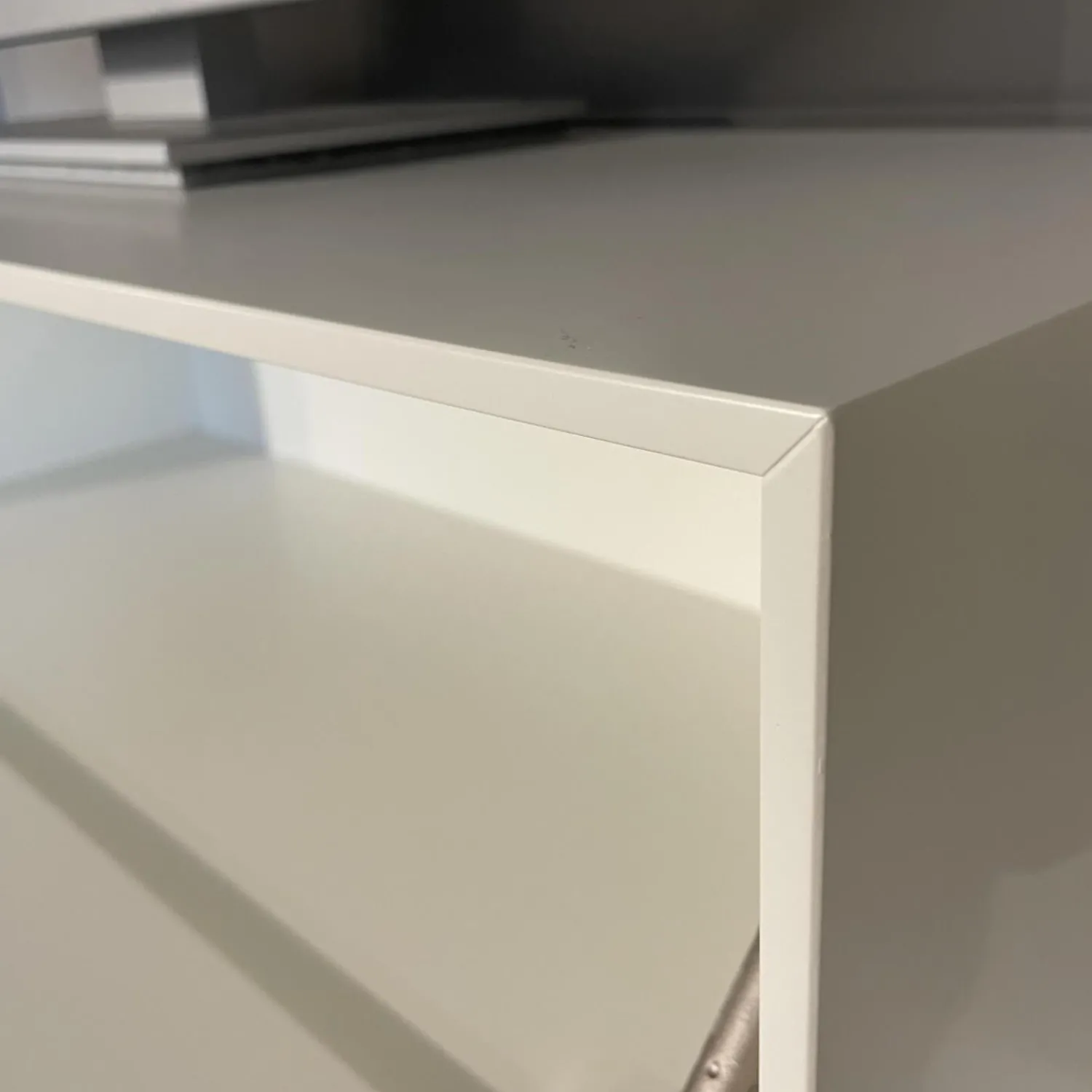 Sudbrock Wohnwände & Tv-Lowboards|Wohnwand Game Glattlack Verkehrsweiß Glattlack Steingrau Ethno Eiche