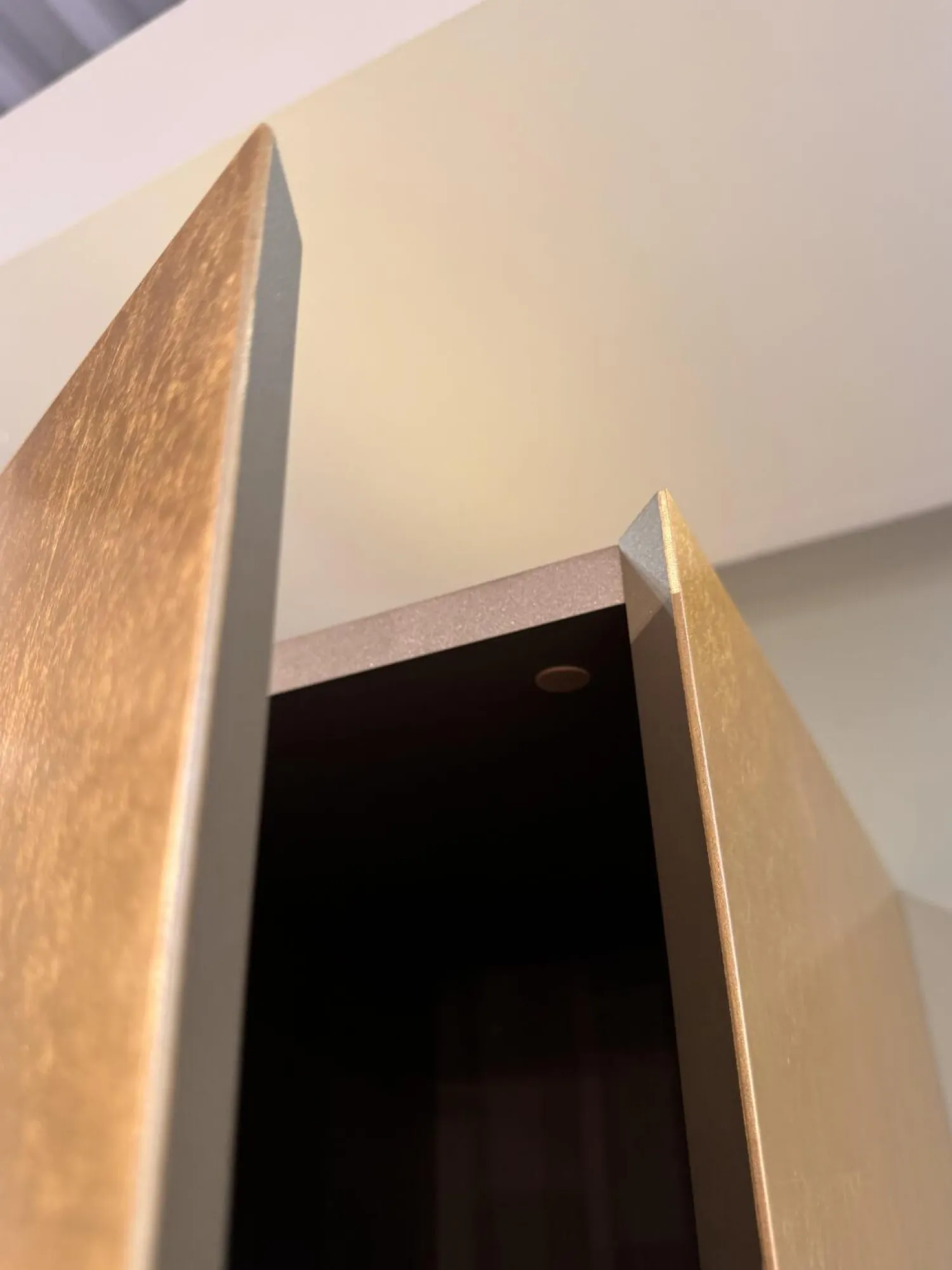 minottiitalia Wohnwände & Tv-Lowboards|Wohnwand Inpiedi Lack Interno Metall Gold Lack Coffee Braun Inklusive LED Beleuchtung