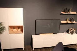 Rietberger Möbelwerke Wohnwände & Tv-Lowboards|Wohnwand Lennon Lack Weiß Absetzung Kristallbuche