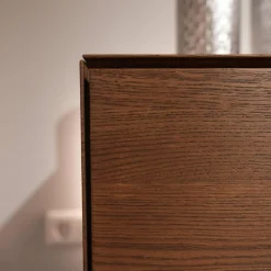 Die Hausmarke Wohnwände & Tv-Lowboards|Wohnwand Media Design 5800001-343 Raucheiche Massiv Lackfarbton Schiefer Schwarz