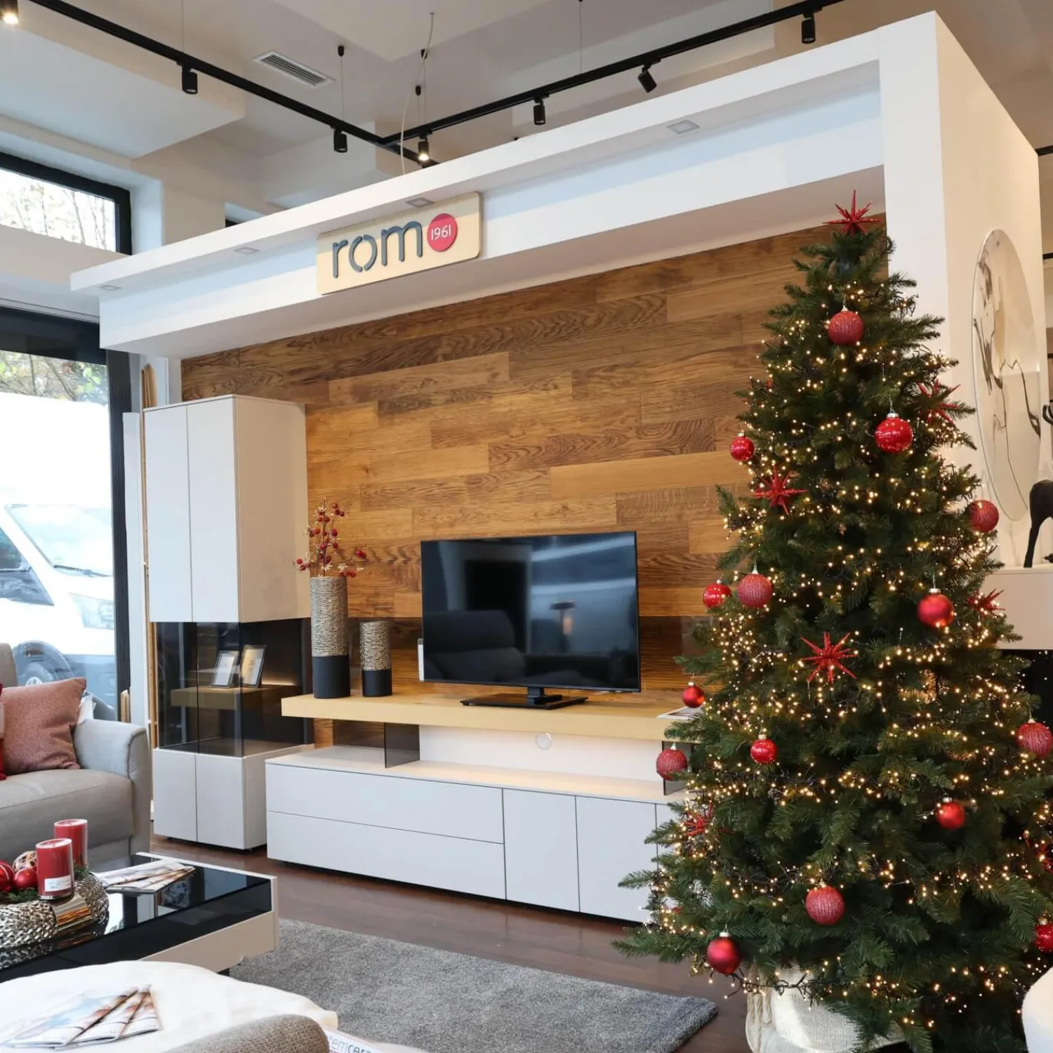 Loddenkemper Wohnwände & Tv-Lowboards|Wohnwand Minos Lack Kristallgrau Matt Absetzung Balkeneiche Mit Glaseinsatz Und LED Beleuchtung Ohne Dekoration