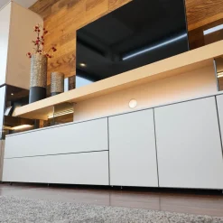 Loddenkemper Wohnwände & Tv-Lowboards|Wohnwand Minos Lack Kristallgrau Matt Absetzung Balkeneiche Mit Glaseinsatz Und LED Beleuchtung Ohne Dekoration