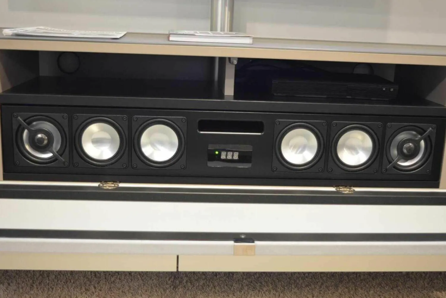 Spectral Smart Furniture Wohnwände & Tv-Lowboards|Wohnwand Niba Weiß Granit Lackiert mit LED-Beleuchtung und TV-Halterung