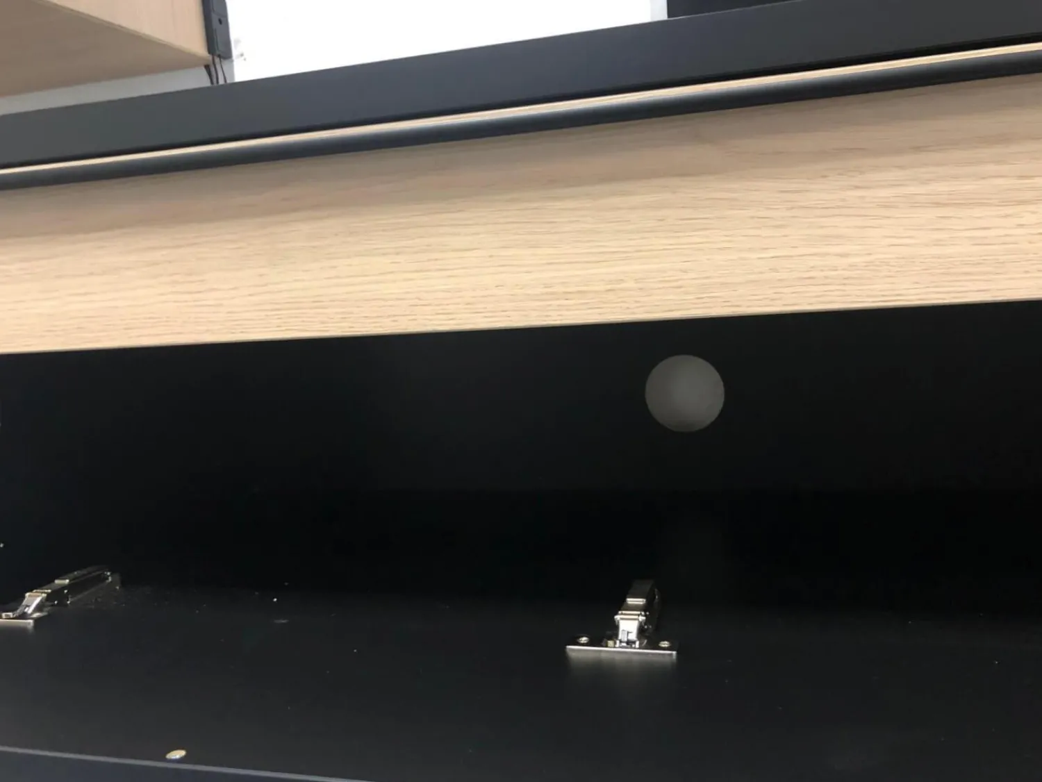 Hülsta Wohnwände & Tv-Lowboards|Wohnwand Now Touch Super Matt Schwarz Akzente Samteiche Natur Metallgriffe Schwarz