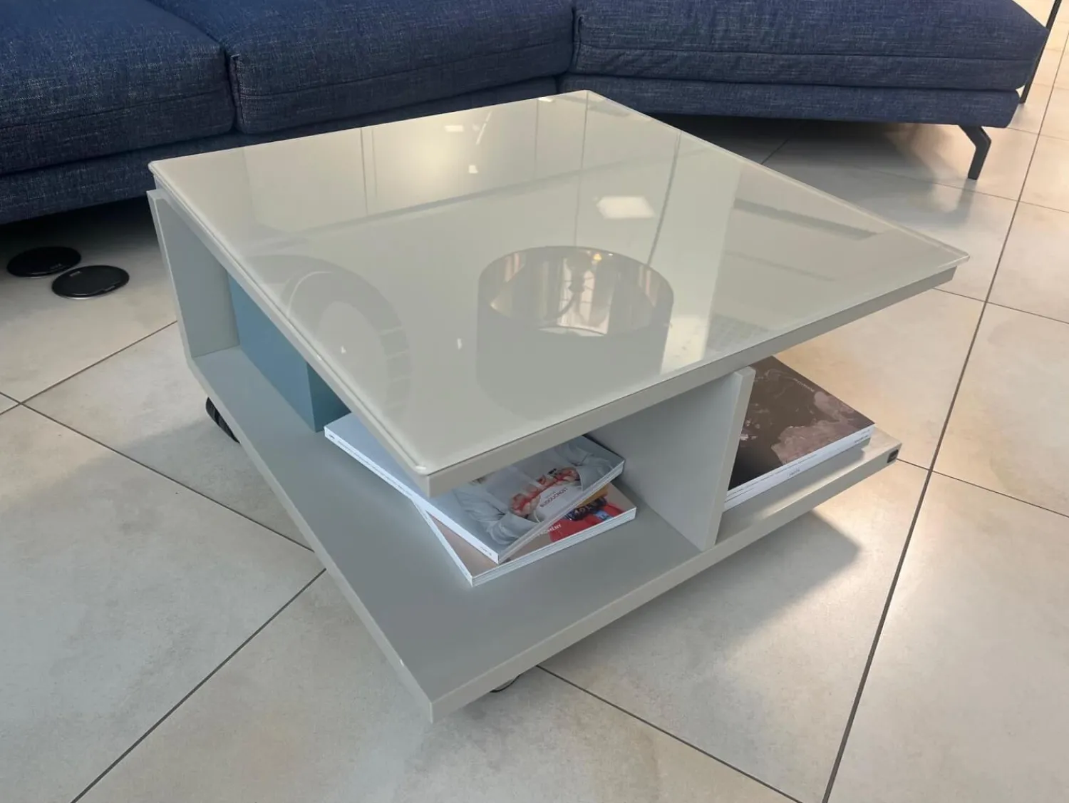 Hülsta Wohnwände & Tv-Lowboards|Wohnwand Now Vision C18 Lack Seidengrau Hochglanz Akzent Kernnussbaum Inklusive Couchtisch