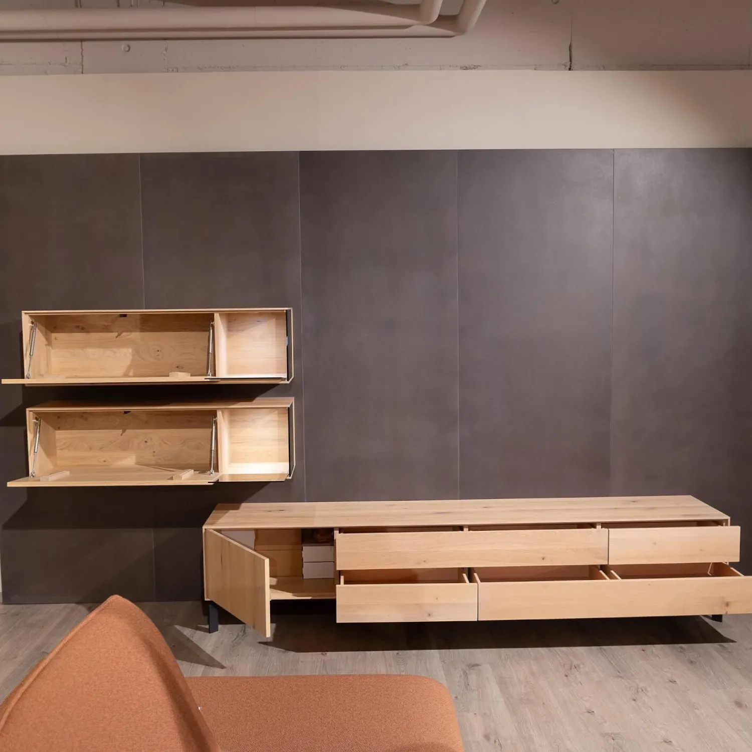 Anrei Wohnwände & Tv-Lowboards|Wohnwand Puro 109 368 Asteiche Gebürstet Weiß Geölt Metall Sockel Schwarz Matt Mit Glaseinlage Und Beleuchtung