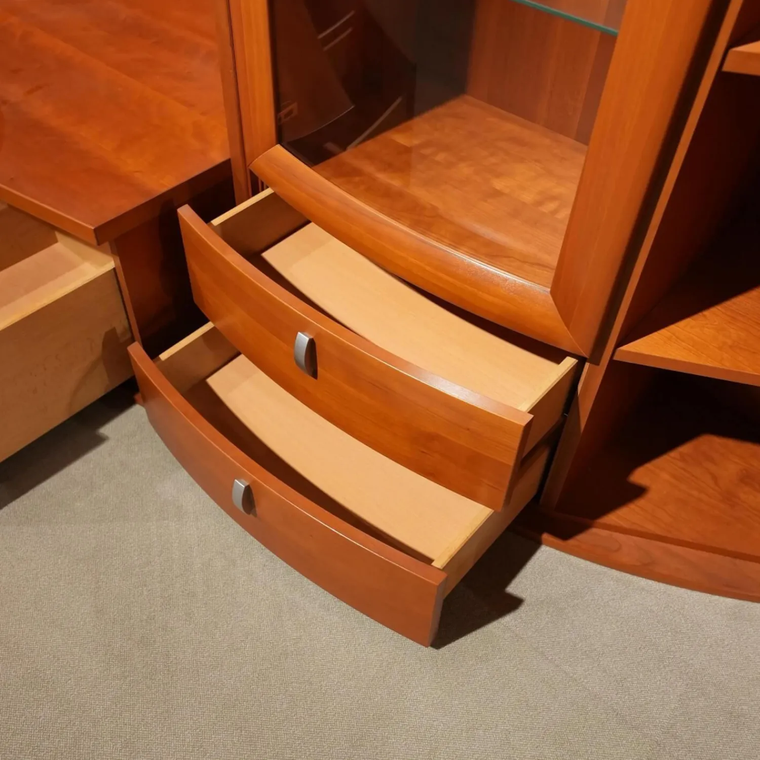 Thielemeyer Wohnwände & Tv-Lowboards|Wohnwand Rio Kirschbaum Inklusive Halo Strahler Und Trafo