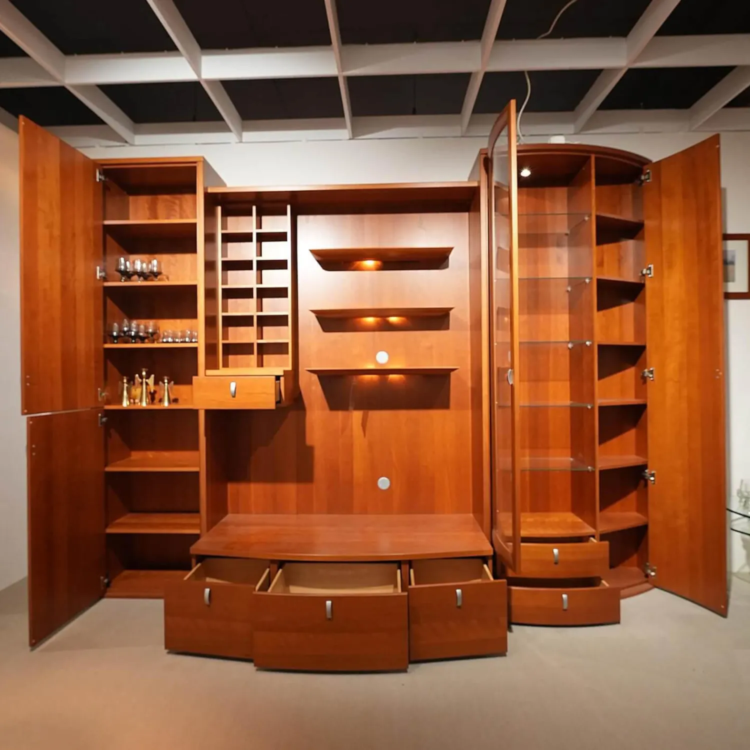 Thielemeyer Wohnwände & Tv-Lowboards|Wohnwand Rio Kirschbaum Inklusive Halo Strahler Und Trafo