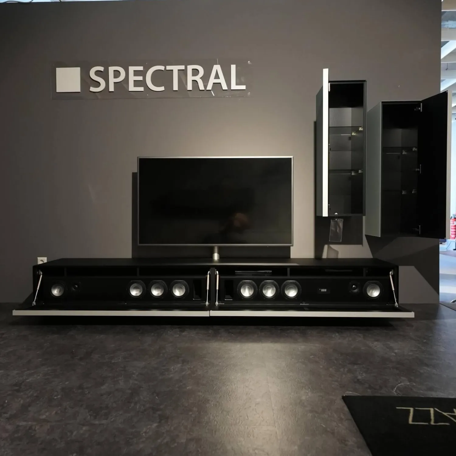Spectral Smart Furniture Wohnwände & Tv-Lowboards|Wohnwand Scala Glas Satiniert Schwarz Salbei Grün Und Jade Grün Stoff Schwarz Mit Soundelement