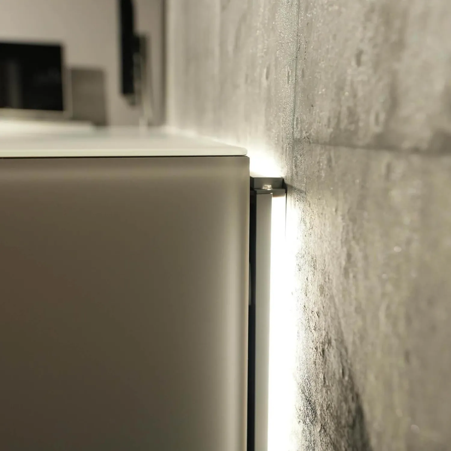 Spectral Smart Furniture Wohnwände & Tv-Lowboards|Wohnwand Scala Glasoberfläche Snow Weiß Satiniert Stofffront SF Silber Mit Soundsystem Und Beleuchtung