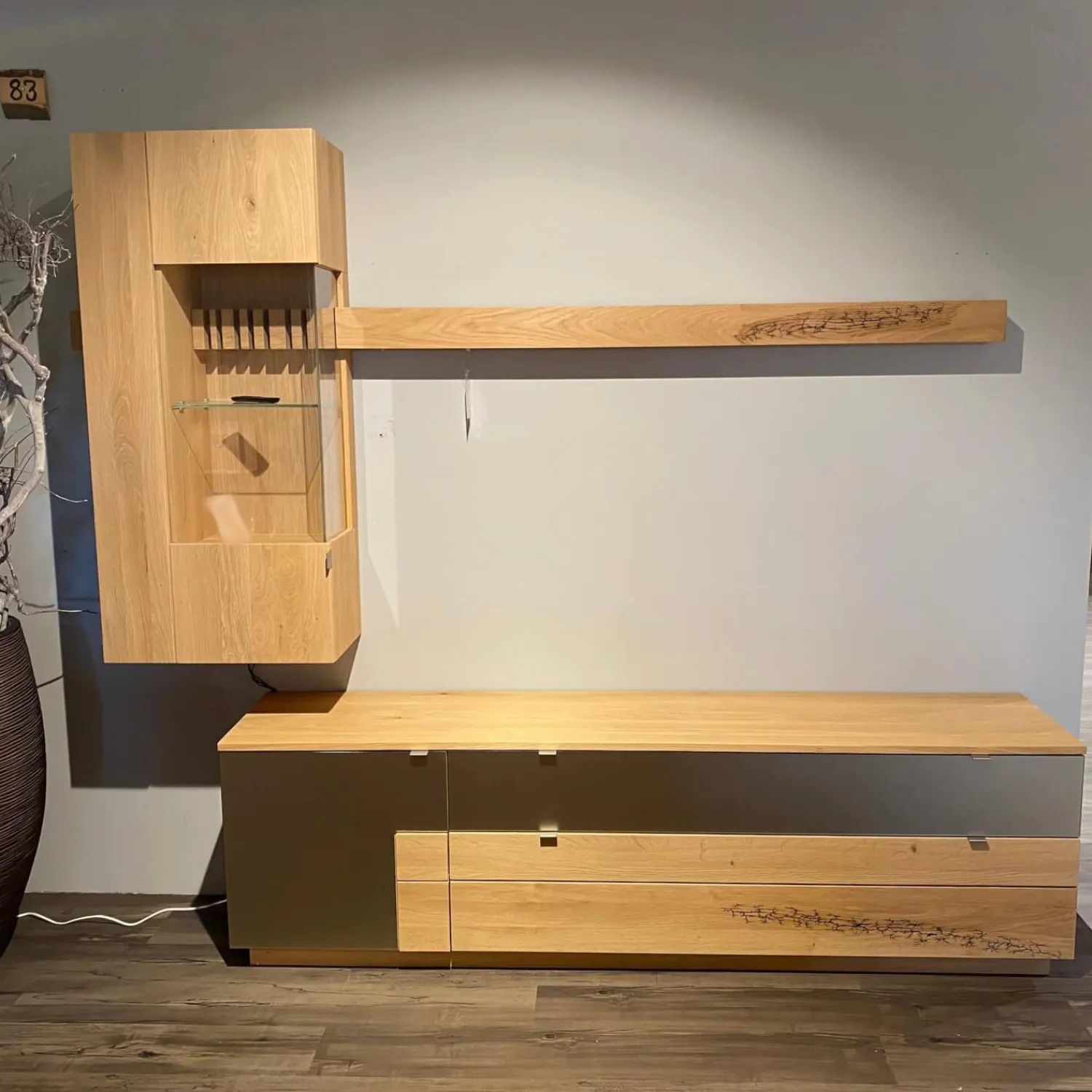 Wimmer Wohnwände & Tv-Lowboards|Wohnwand Signatura Rustikale Asteiche Bianco Akzente In Satinierten Bronzeglas Nickelfarbig Nickelfarbig