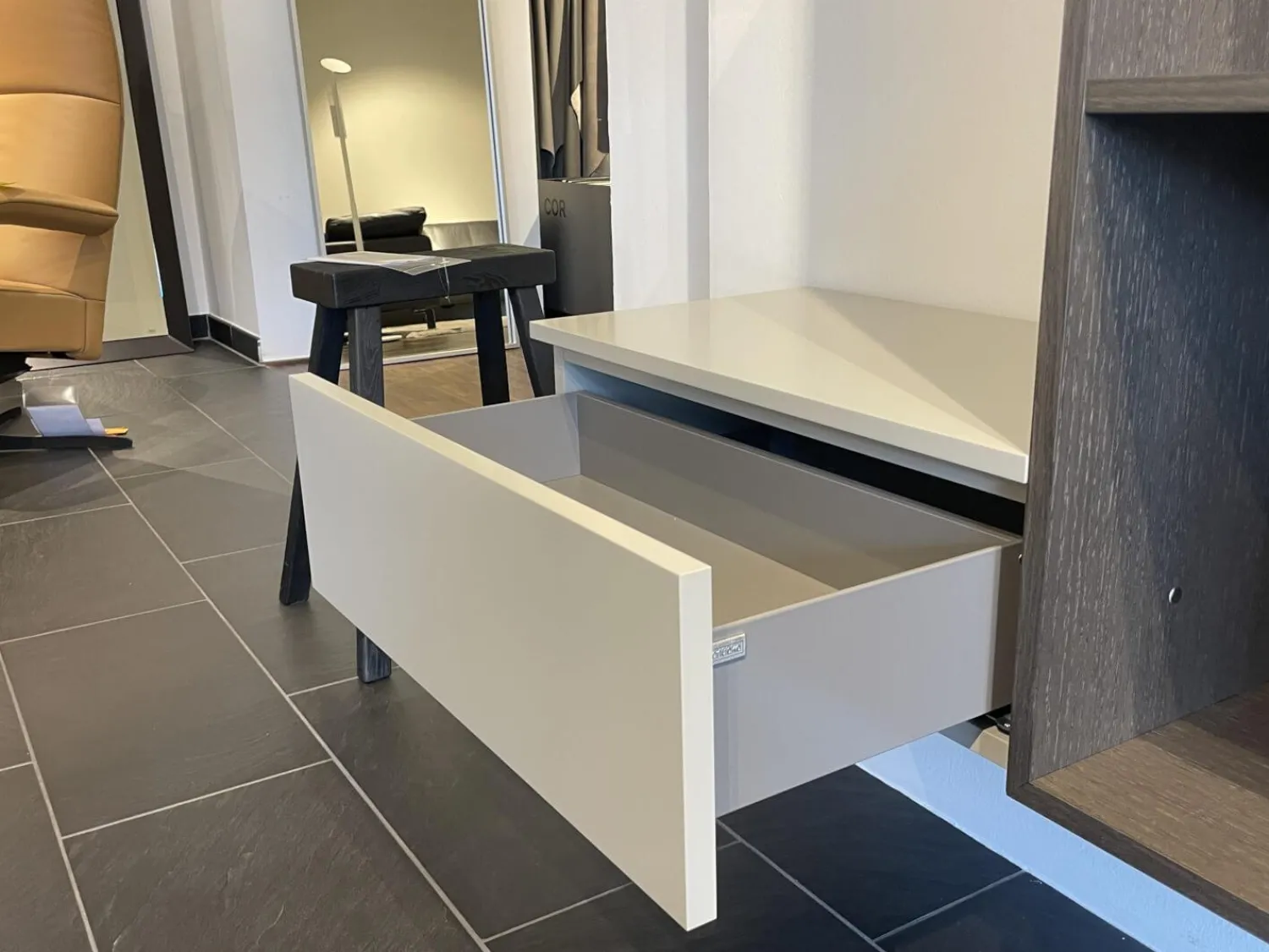 Interlübke Wohnwände & Tv-Lowboards|Wohnwand Tavi Lack M 23 Muschel Grau Mit Eiche D83 Achat Schwarz