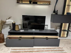 Natura Wohnwände & Tv-Lowboards|Wohnwand Tucson Lack Graphitgrau Akzent Wildeiche Mit Beleuchtung Und Funkdimmer