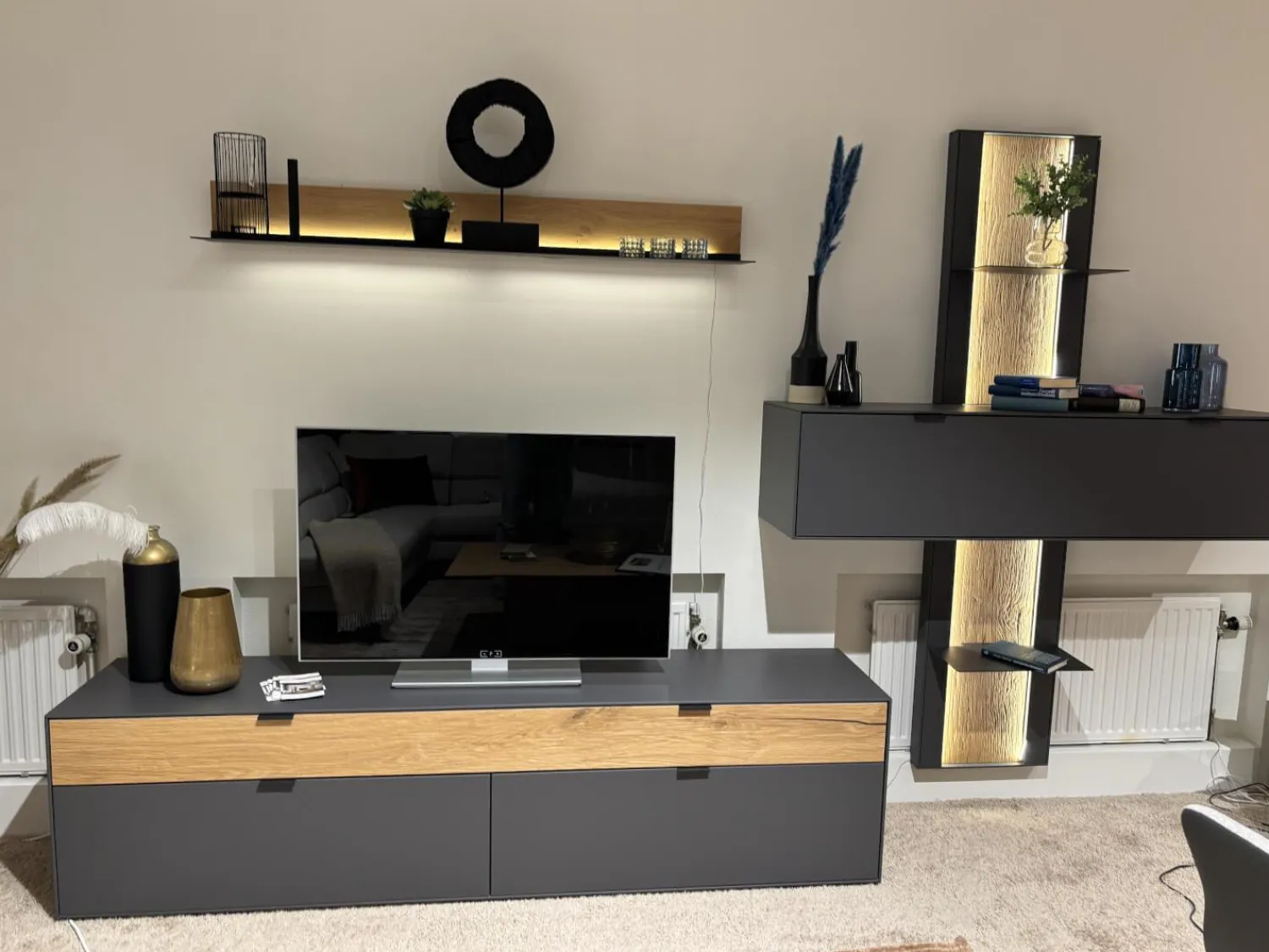 Natura Wohnwände & Tv-Lowboards|Wohnwand Tucson Lack Graphitgrau Akzent Wildeiche Mit Beleuchtung Und Funkdimmer