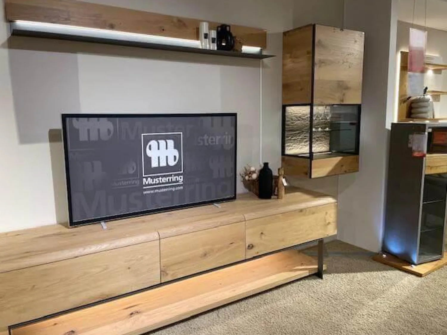 Voglauer Wohnwände & Tv-Lowboards|Wohnwand Vcuben Wildeiche Rustico Schwarz Front Parsolglas Grau Gestell Metallteile Anthrazit