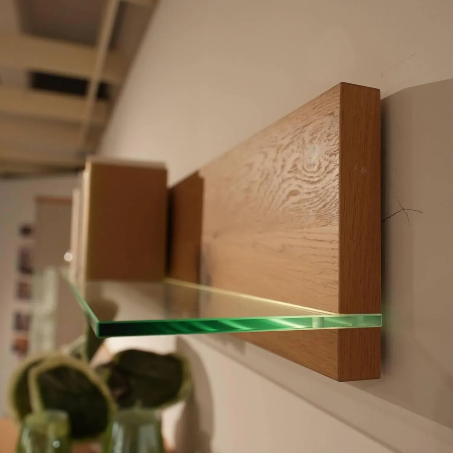 Rietberger Möbelwerke Wohnwände & Tv-Lowboards|Wohnwand Vienna 35 36011 Lack Grau Akzente Asteiche Griffe Edelstahl Inklusive Beleuchtung