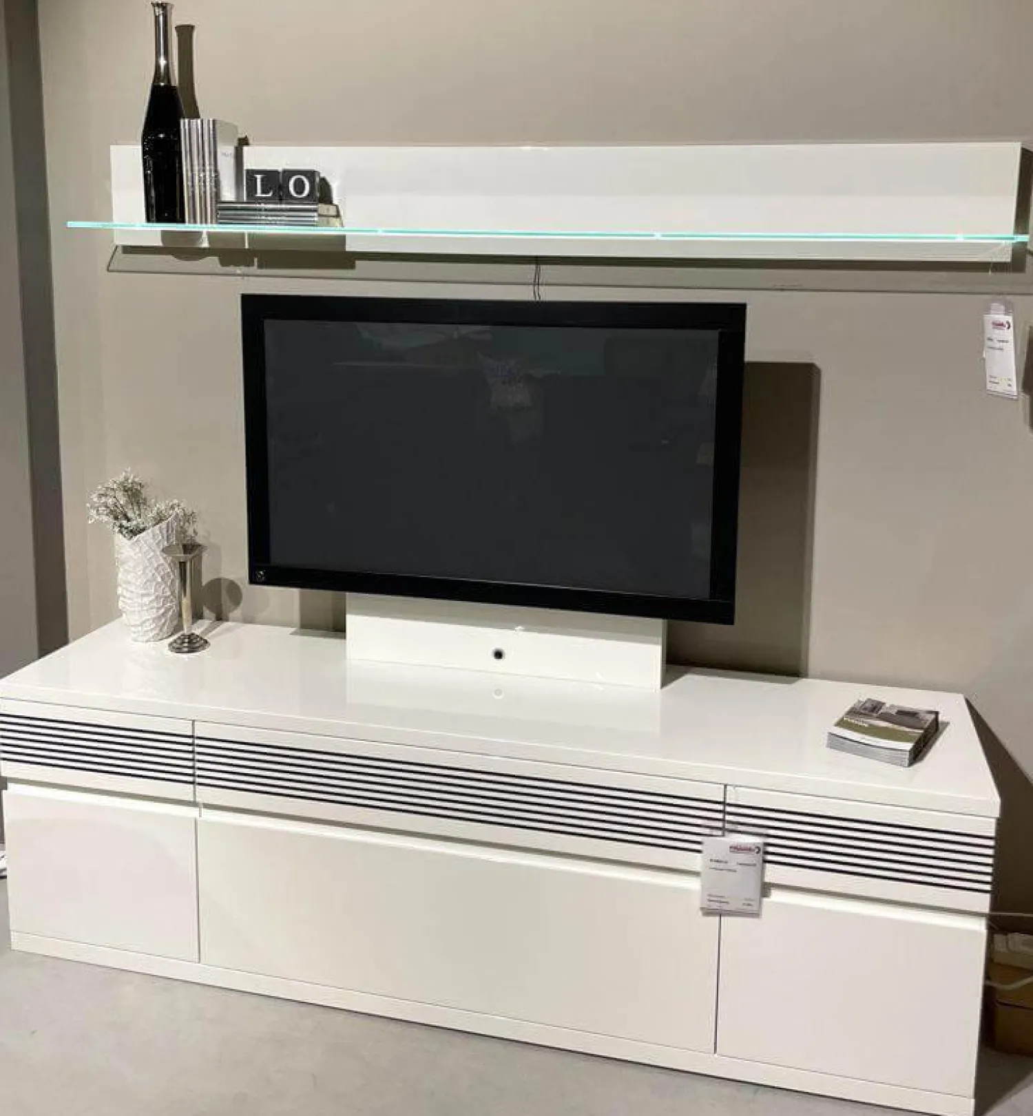 Rietberger Möbelwerke Wohnwände & Tv-Lowboards|Wohnwand Vision Lack Weiß Inklusive TV-Halterung und Wandboard