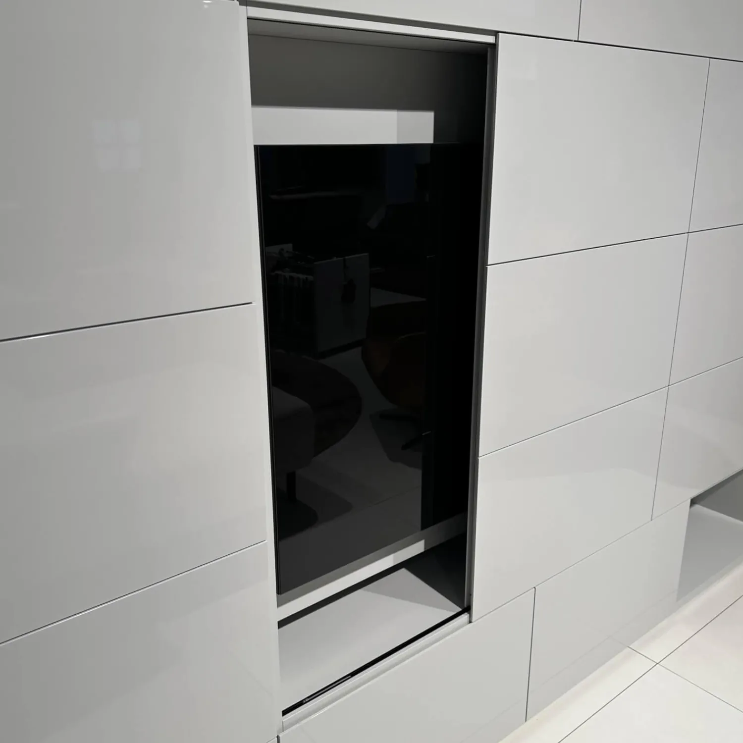 Kettnaker Wohnwände & Tv-Lowboards|Wohnwand Vita Lack Grauweiß Matt Und Hochglanz Mit Schiebetüren Ohne Deko