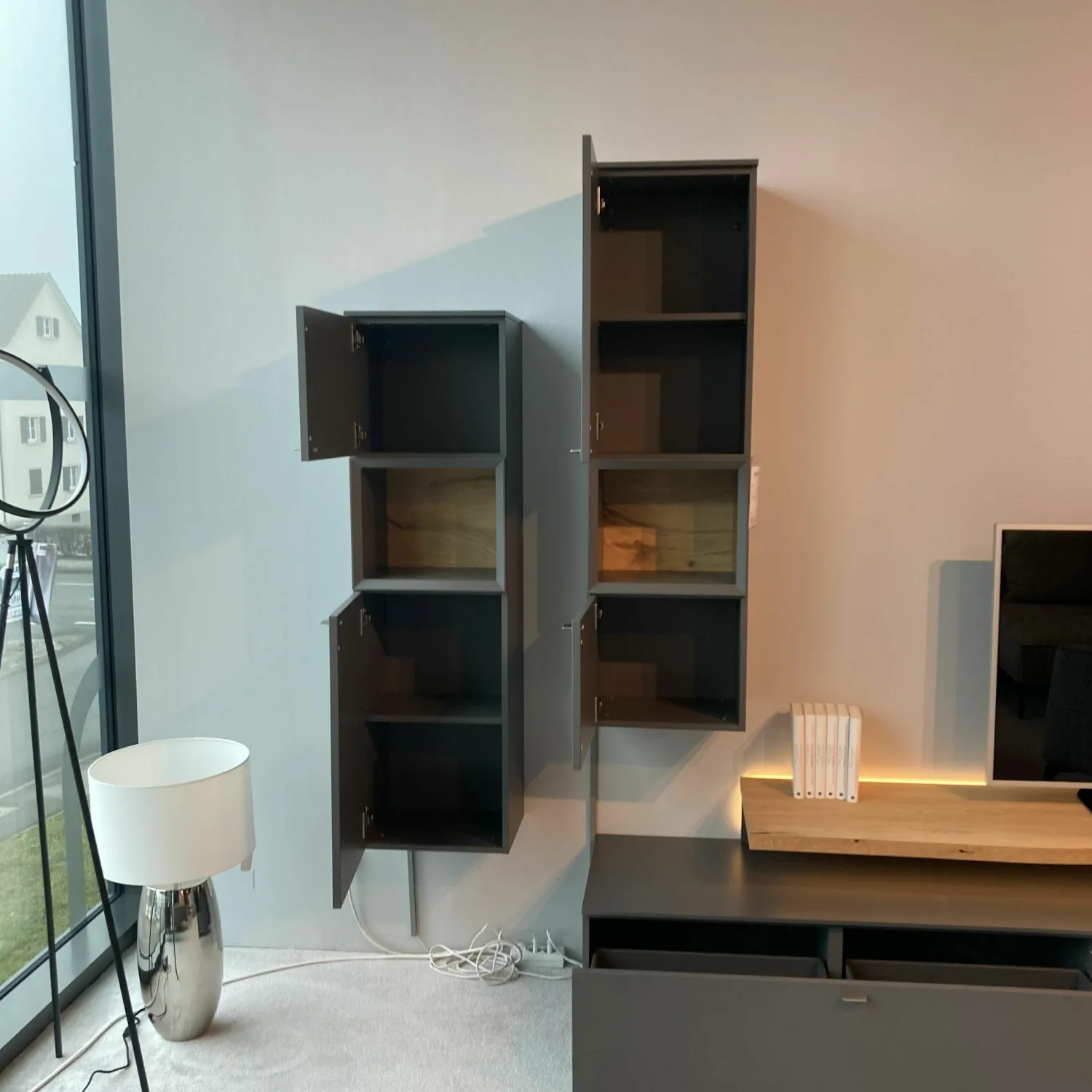 Venjakob Wohnwände & Tv-Lowboards|Wohnwand Vitus Eiche Rustico Hell Geölt Lack Schiefergrau Mit Beleuchtungspaket