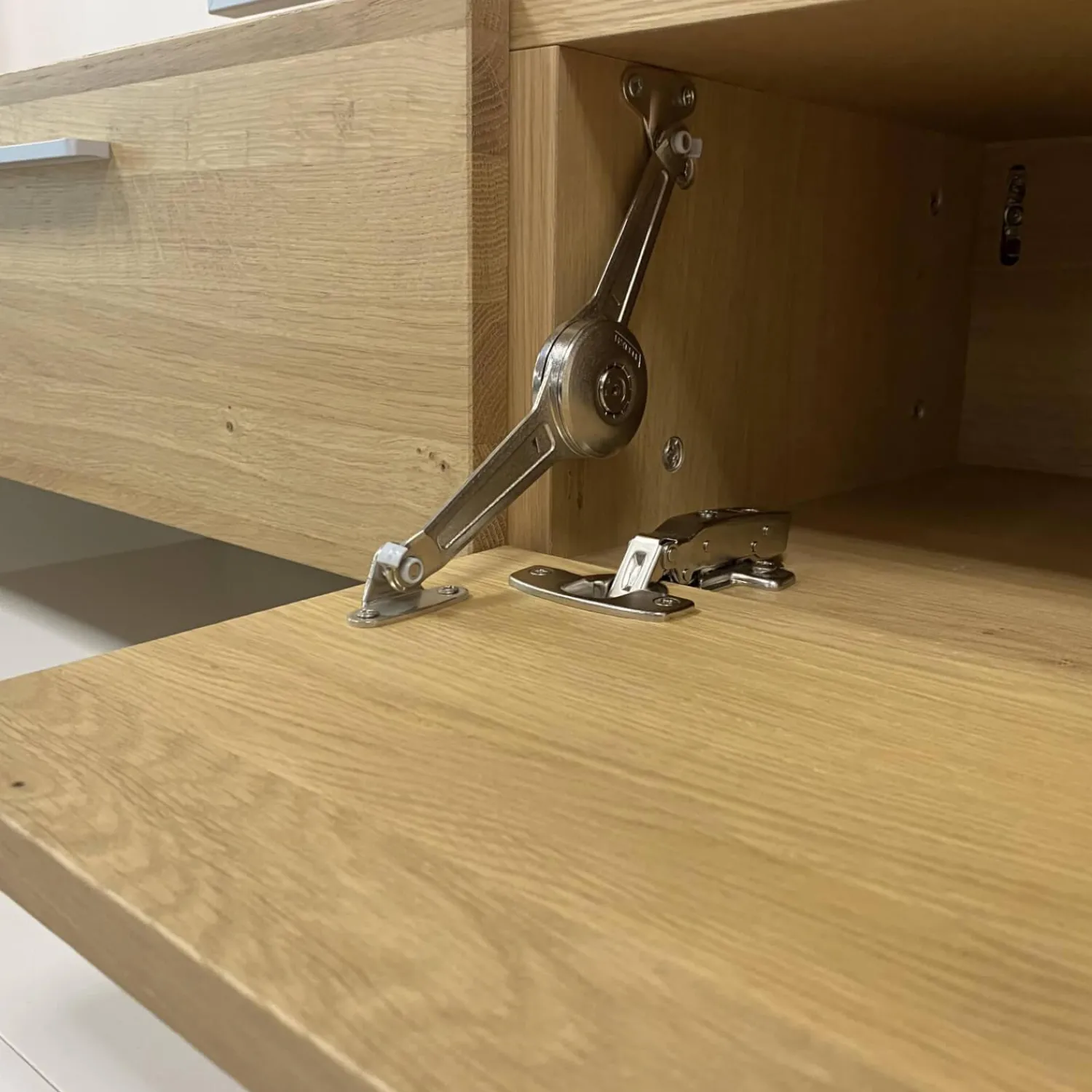 Schröder Franz Wohnwände & Tv-Lowboards|Wohnwand Vivendi Lack Weiß Matt Und Holz Asteiche Mit Glasböden Inklusive Beleuchtung