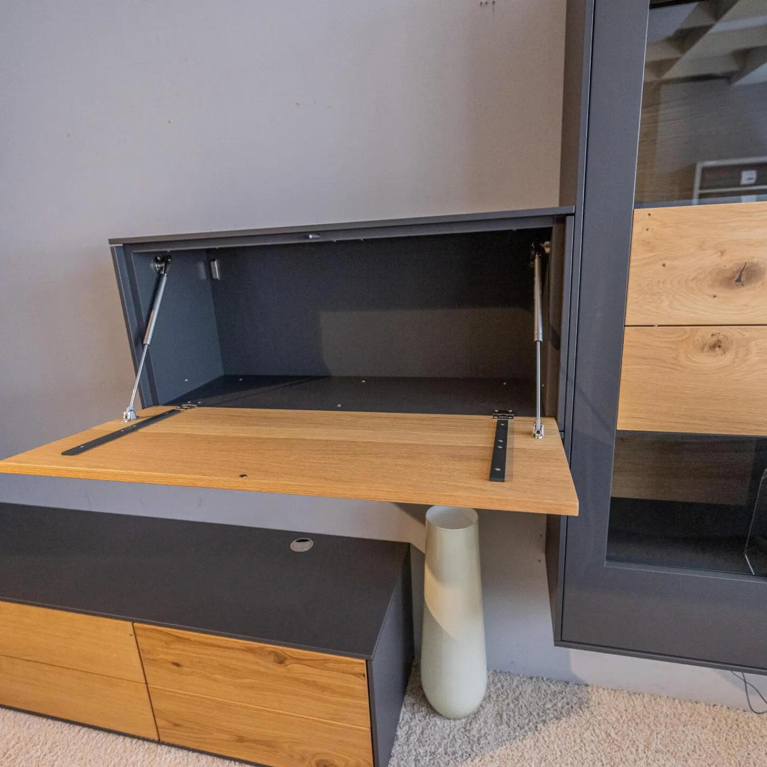 WK Wohnen Wohnwände & Tv-Lowboards|Wohnwand Wk 440 Lavato Und Vitrine 440 Balkeneiche Lack Schiefergrau Grau Matt Inklusive Beleuchtung