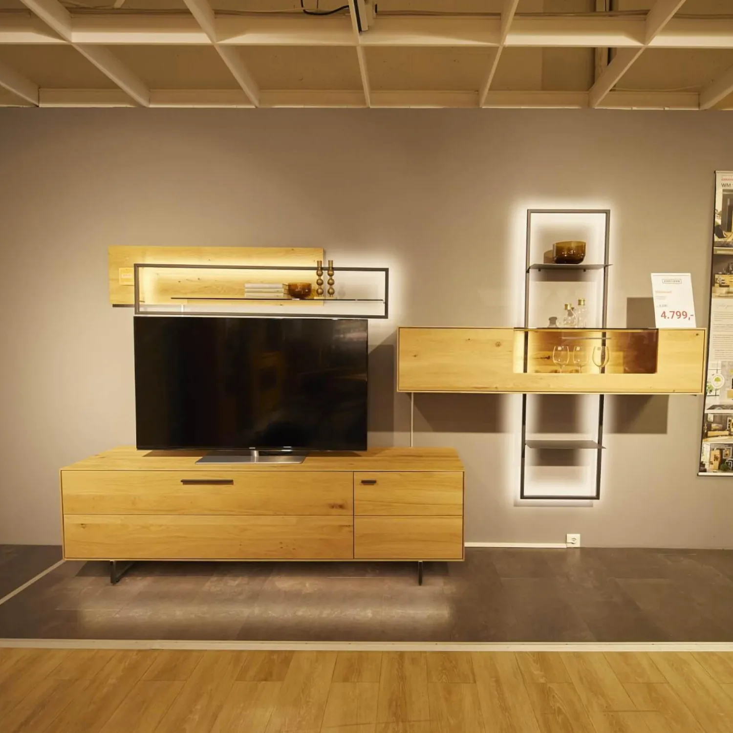 Wöstmann Wohnwände & Tv-Lowboards|Wohnwand WM 1880 Wildeiche Massiv Soft Gebürstet Mit LED-Beleuchtung